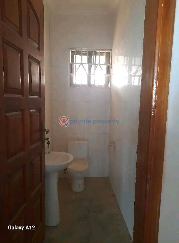3 bedroom Apartment For Rent East Airport Airport Residential Area Accra - 8
