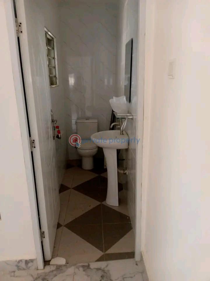 3 bedroom House For Sale Amasaman Ga West Municipal Accra - 4