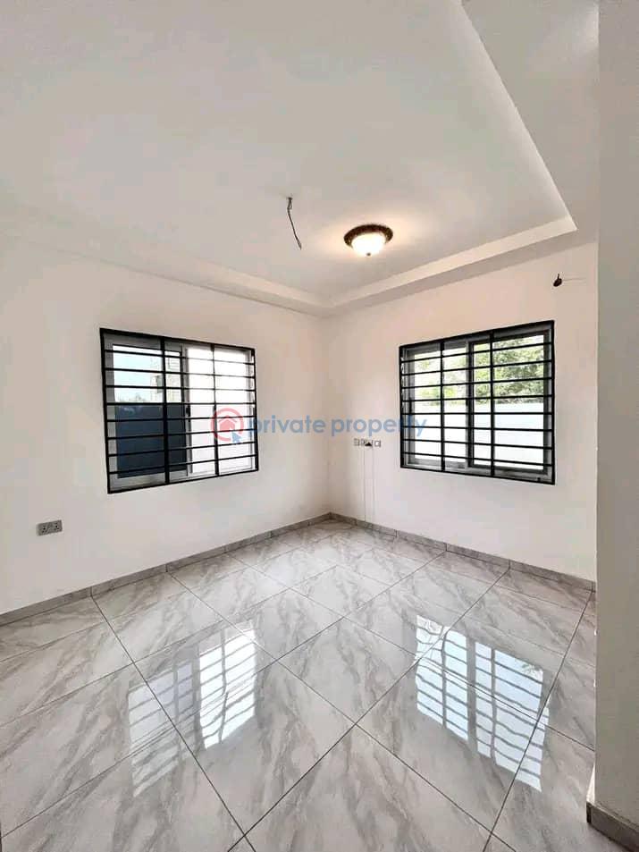 3 bedroom House For Sale Community 25 Tema Accra - 5