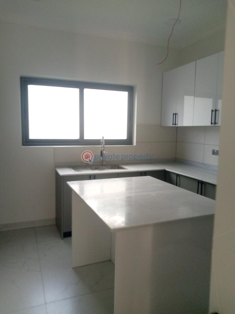 3 bedroom Townhouse For Sale East Airport Airport Residential Area Accra - 7