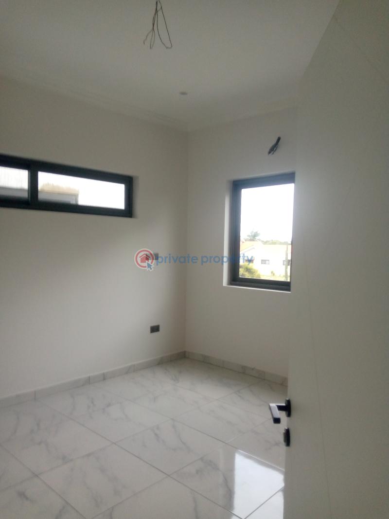 3 bedroom Townhouse For Sale East Airport Airport Residential Area Accra - 8