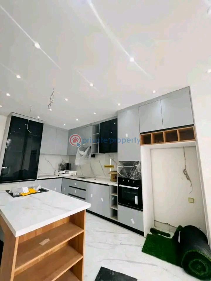 4 bedroom House For Sale Ashaley Botwe Adenta Municipal Accra - 8