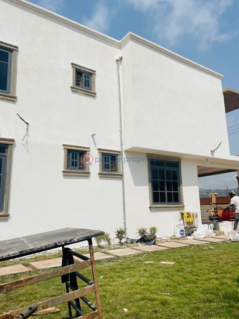 5 bedroom House For Sale Oyarifa La Nkwantanang Madina Municipal Accra - 1