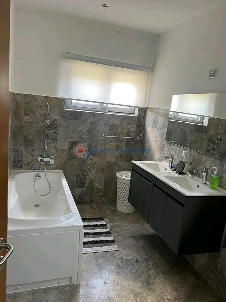 4 bedroom Townhouse For Rent Cantonments Accra - 9