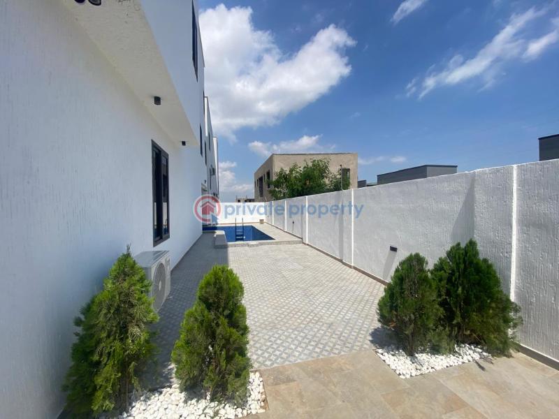 6 bedroom House For Sale Nmai Dzorn School Junction Nanakrom East Legon Accra - 2