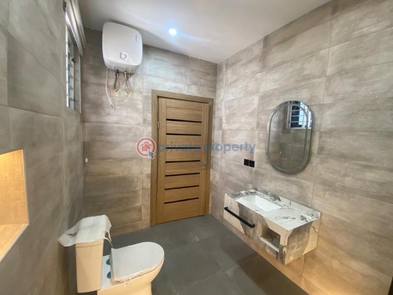 6 bedroom House For Sale Nmai Dzorn School Junction Nanakrom East Legon Accra - 21