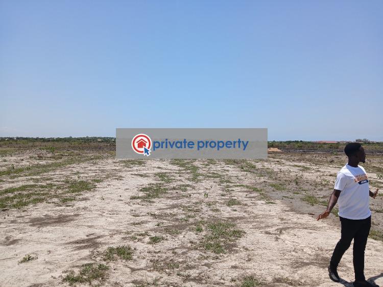 Mixed use Land For Sale &nbsp;police Station Dawhenya Tema Accra - 2
