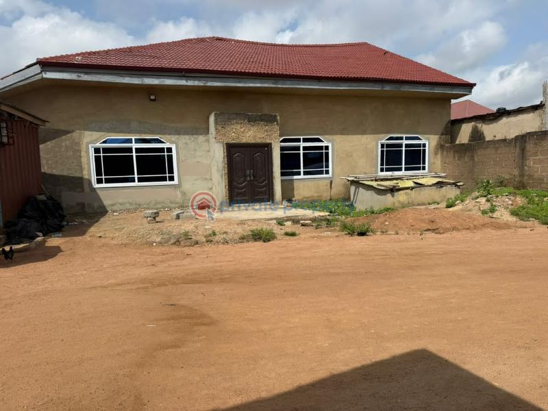3 bedroom Church For Sale Ablekuma Olebu Ghana Accra Metropolitan  - 0