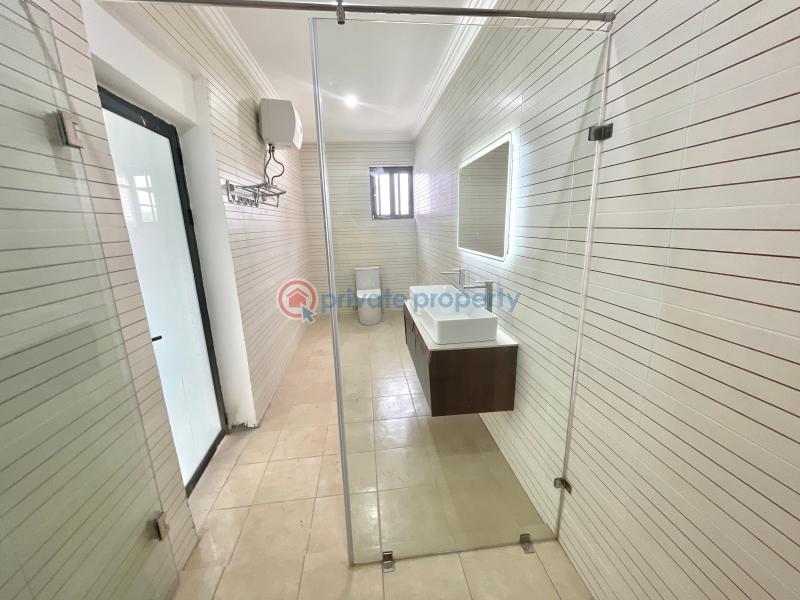 4 bedroom Detached Duplex For Sale Near A & C Mall Accra East Legon  - 16