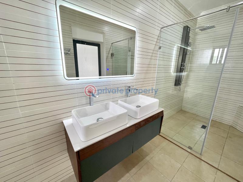 4 bedroom Detached Duplex For Sale Near A & C Mall Accra East Legon  - 17
