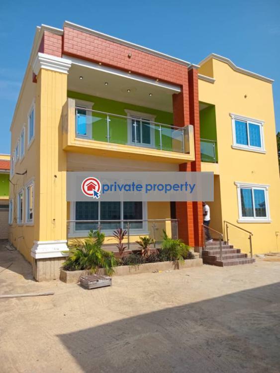 4 bedroom Detached Bungalow For Sale &nbsp;kofi Annan Avenue Opposite The Police Station North Legon Accra - 1
