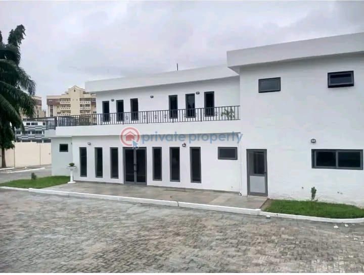 8 bedroom Commercial Property For Rent Airport Residential Area Accra - 0