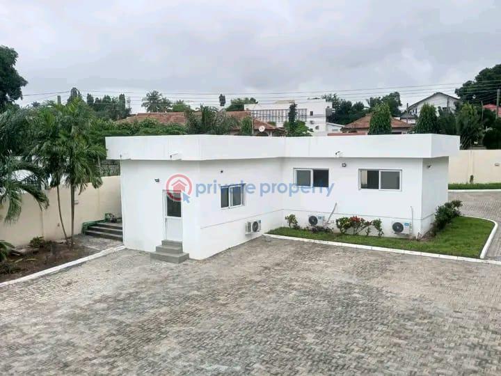 8 bedroom Commercial Property For Rent Airport Residential Area Accra - 4