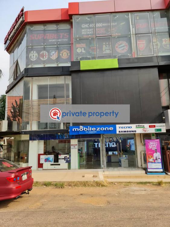 Plaza / Complex / Mall For Sale oxford Street Osu Accra (PID 1PAAQH