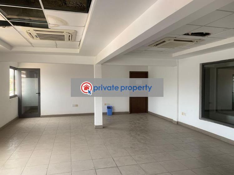 Plaza / Complex / Mall For Rent Asylum Down Accra (PID 3PABZY