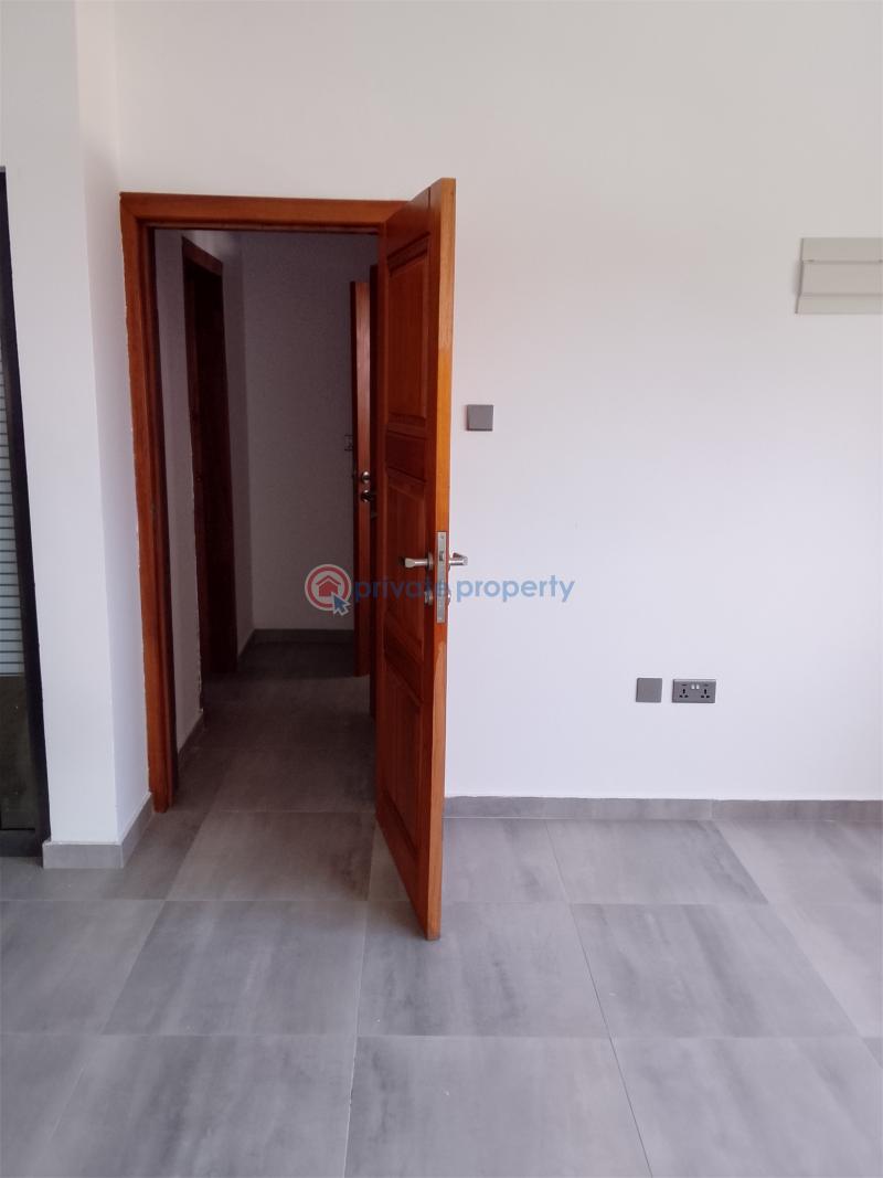 1 bedroom Office Space For Rent Tse Addo Goil Filling Behind The Labadi Trade Fair Center Tse Addo Accra - 2