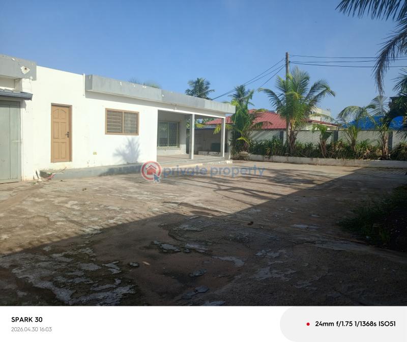 5 bedroom Commercial Property For Sale The Browns Realtor ,osu Oxford Street Osu Road Accra - 2