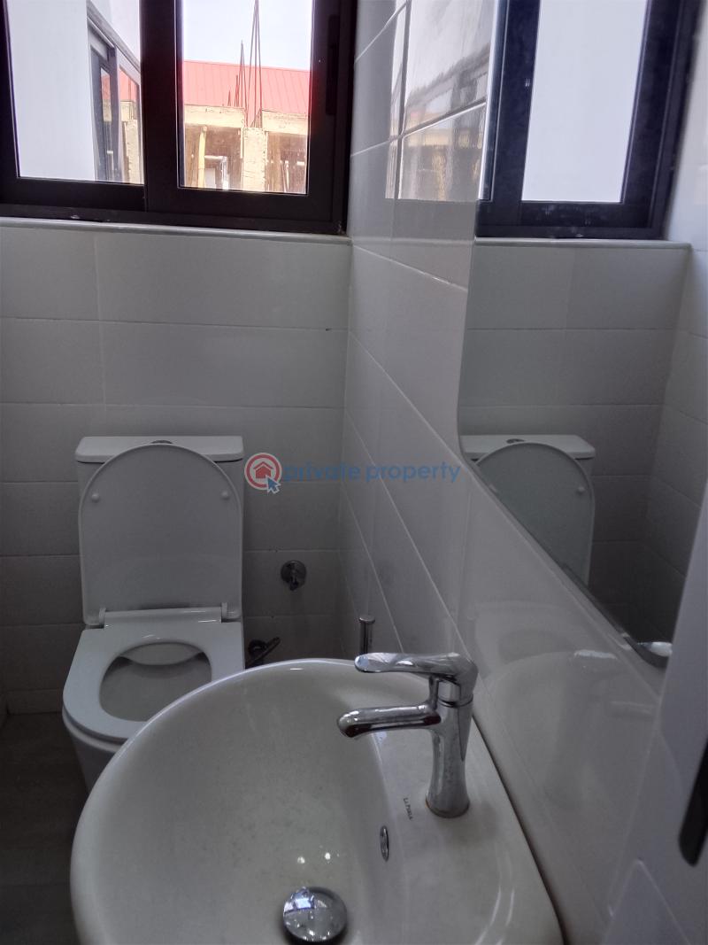 1 bedroom Office Space For Rent Tse Addo Goil Filling Station Behind The Labadi Trade Fair Center Tse Addo Accra - 7