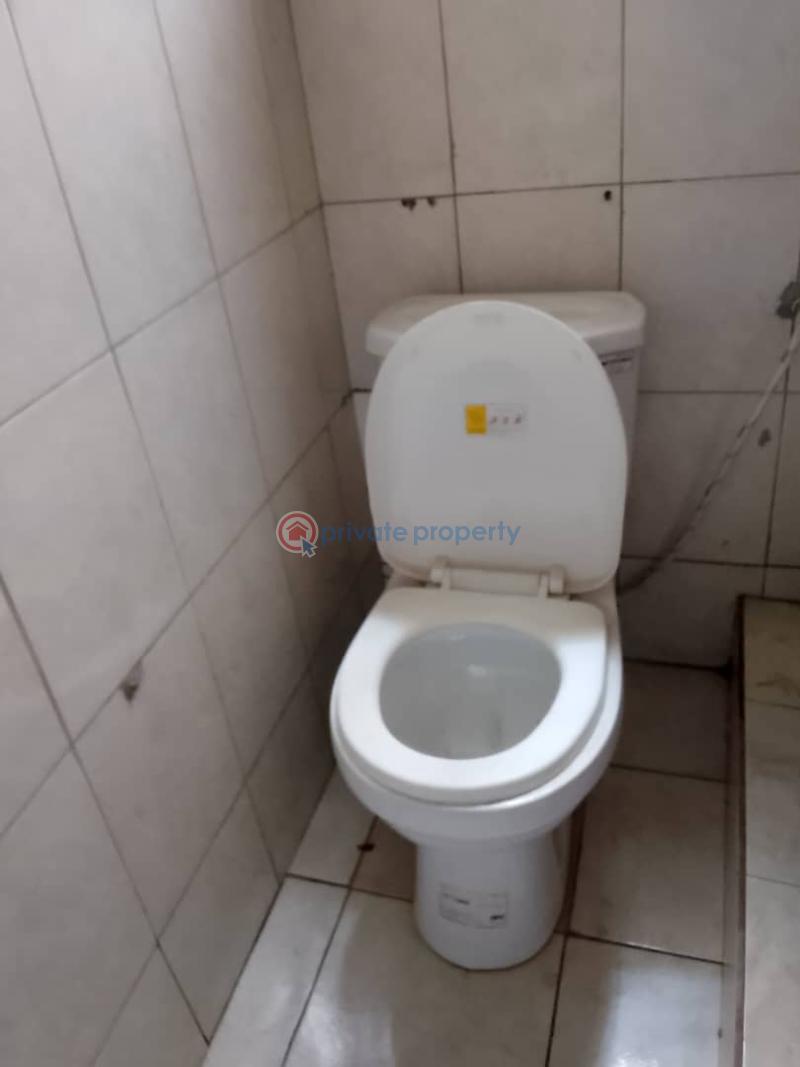 1 bedroom Commercial Property For Rent Tse Addo Goil Filling Statoin Behind The Labadi Trade Fair Center Tse Addo Accra - 3