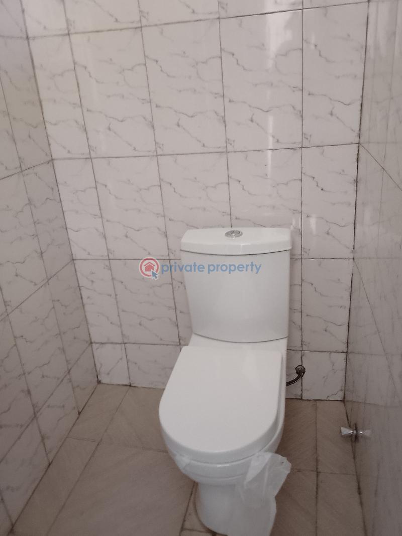 1 bedroom Shop For Rent Tse Addo Goil Filling Station behind The Trade Fair Center Tse Addo Accra - 4