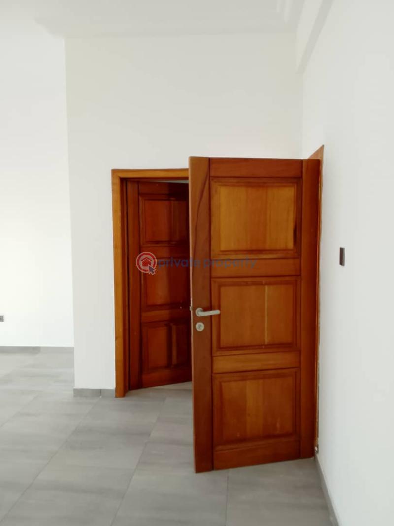 1 bedroom Office Space For Rent Tse Addo Goil Filling Statoin Behind The Labadi Trade Fair Center Tse Addo Accra - 3