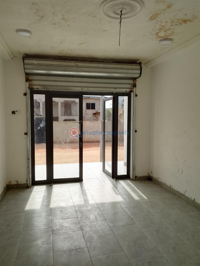 1 bedroom Shop For Rent Tse Addo Goil Filling Station Behind The Labadi Trade Fair Center Tse Addo Accra - 10