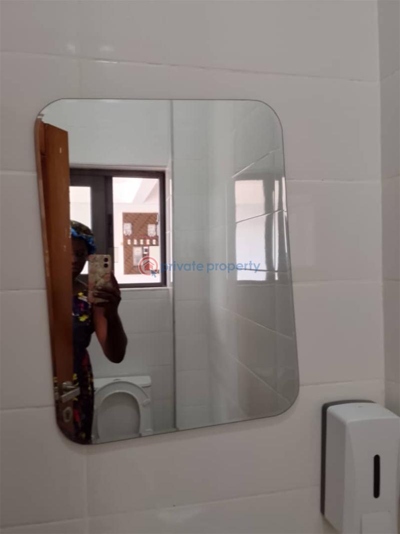 1 bedroom Office Space For Rent Tse Addo Goil Filling Statoin Behind The Labadi Trade Fair Center Tse Addo Accra - 9