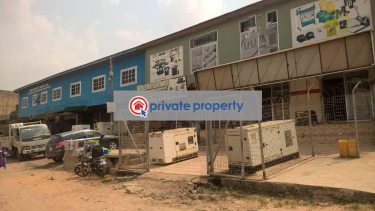 Shop For Sale &nbsp;barnyard Traffic Light Awoshie Junction Ga West Municipal Accra - 2