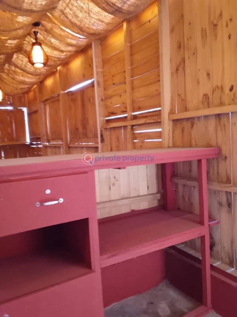 1 bedroom Commercial Property For Rent Tse Addo Goil Filling Statoin Behind The Labadi Trade Fair Center Tse Addo Accra - 9