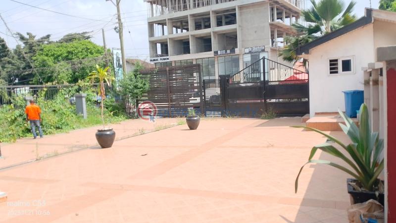 5 bedroom Commercial Property For Rent East Legon ,a&c Mall Area. Ambassadorial Enclaves East Legon Accra - 1