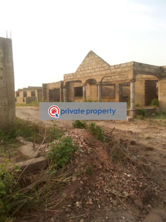 19 bedroom Detached Bungalow For Sale &nbsp;nursers Quarters Kasoa Accra Metropolitan  - 0