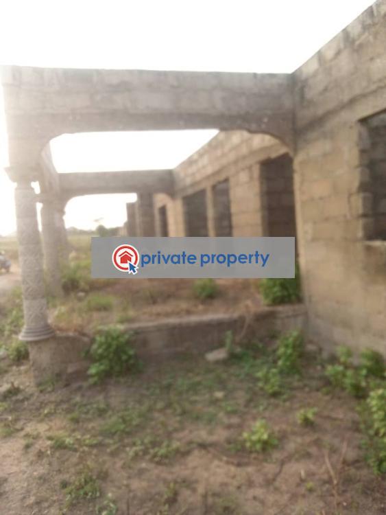 19 bedroom Detached Bungalow For Sale &nbsp;nursers Quarters Kasoa Accra Metropolitan  - 2