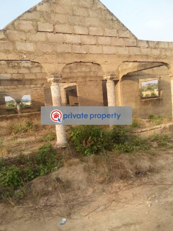 19 bedroom Detached Bungalow For Sale &nbsp;nursers Quarters Kasoa Accra Metropolitan  - 1