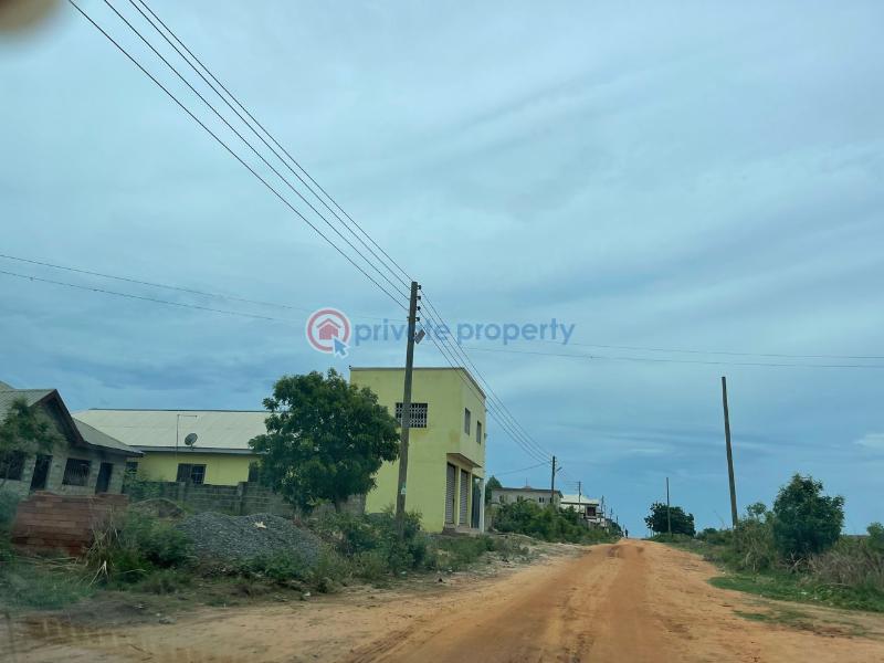 Land For Sale Beacchroad Prampram Ningo Prampram District Accra - 0