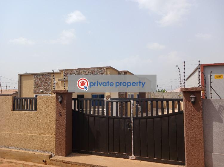 3 bedroom Detached Duplex For Sale &nbsp;amrahia Adenta Municipal Accra - 5