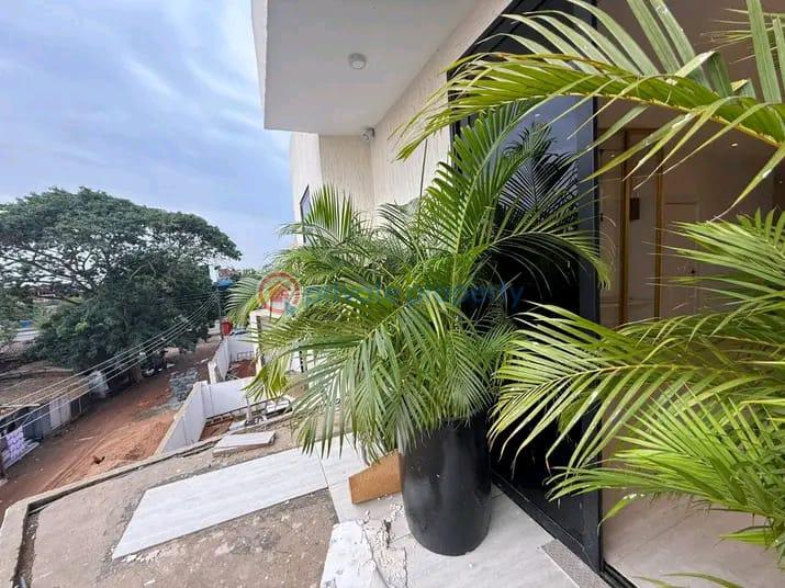 4 bedroom House For Sale North Labone Accra - 5