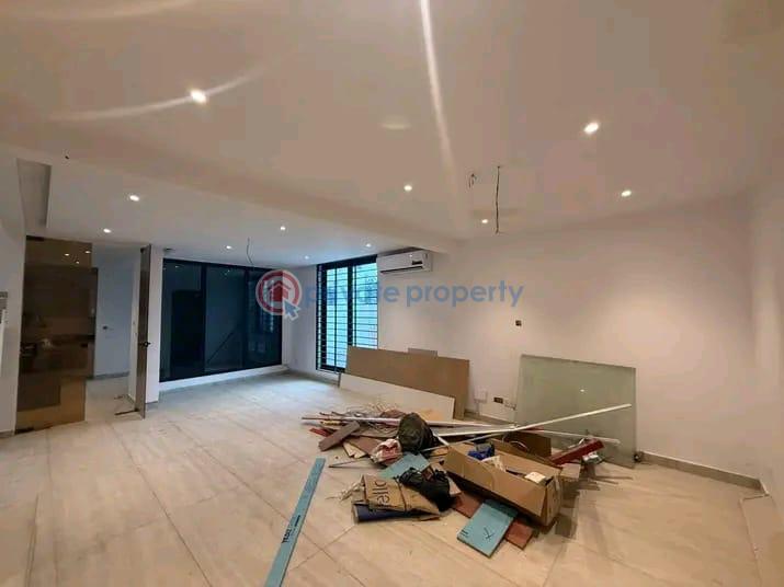 4 bedroom House For Sale North Labone Accra - 10