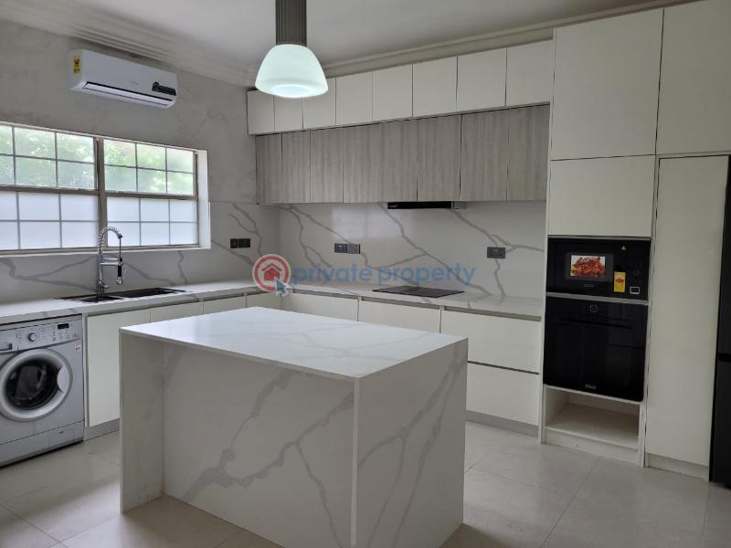 4 bedroom House For Sale Cantonments Accra - 4