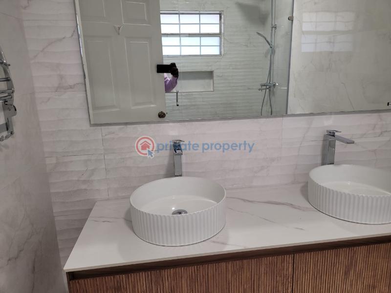 4 bedroom House For Sale Cantonments Accra - 5