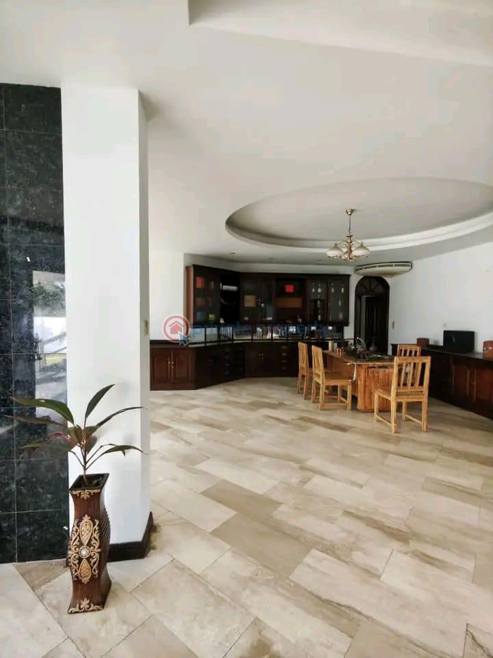 5 bedroom House For Sale Airport Residential Area Accra - 1
