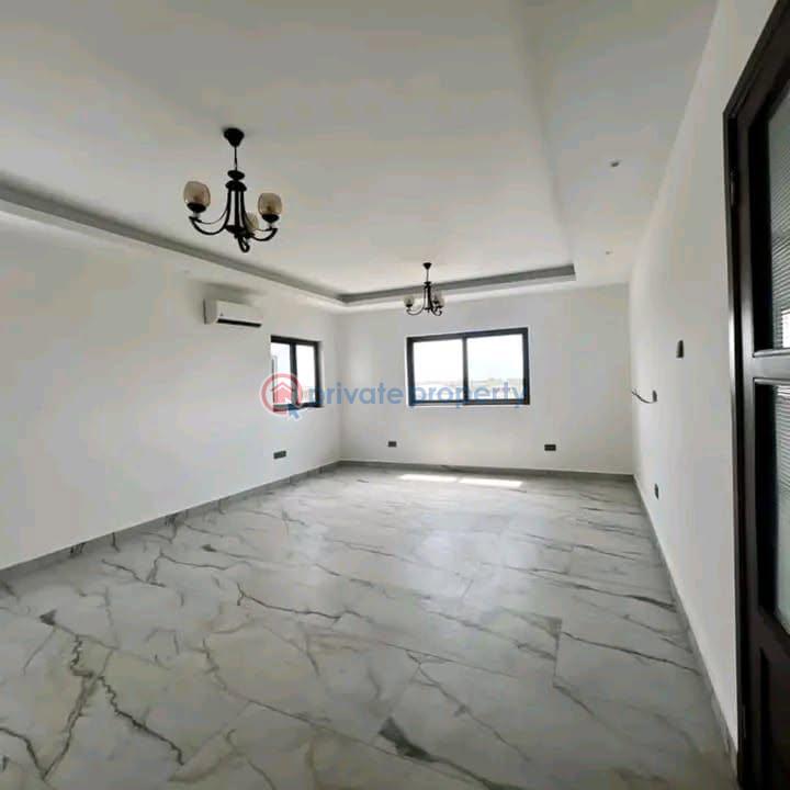 5 bedroom Townhouse For Sale East Airport Airport Residential Area Accra - 10