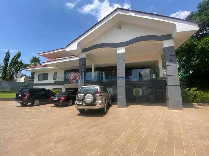 5 bedroom House For Rent Airport Residential Area Accra - 0