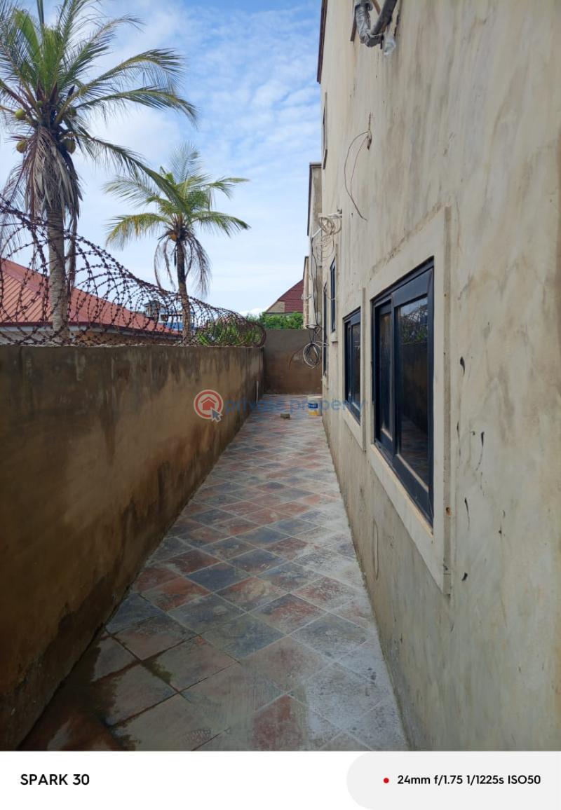 5 bedroom House For Sale Dansoman Bar Chart Area Ghana Accra Metropolitan  - 11