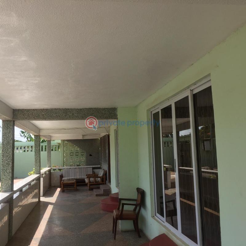 6 bedroom House For Sale S. Odorkor Dansoman Accra - 1