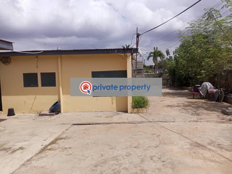 5 bedroom Detached Bungalow For Sale &nbsp;dansoman Adb Bank Area Accra Metropolitan  - 8