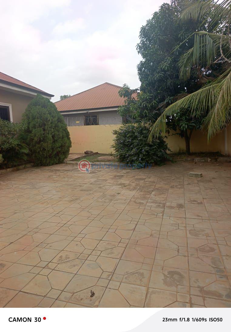 3 bedroom House For Sale Amrahia Adenta Municipal Accra - 5