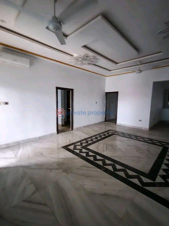 3 bedroom Apartment For Rent East Airport Airport Residential Area Accra - 2