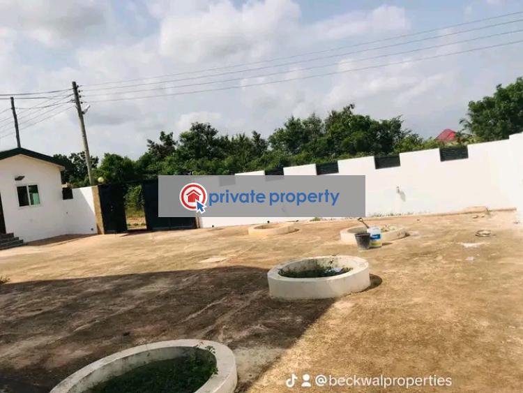 6 bedroom House For Sale &nbsp;ashieyie Adenta Municipal Accra - 1