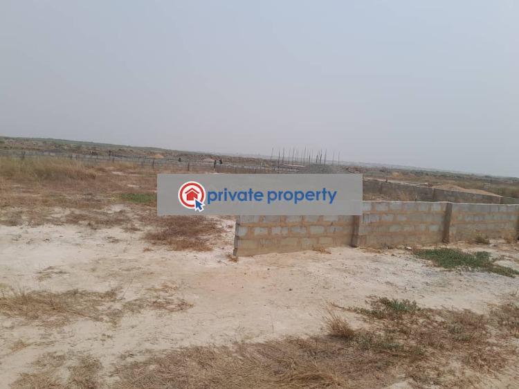 Mixed use Land For Sale &nbsp;devtraco Road Tema Accra - 0