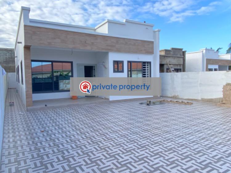 3 bedroom Detached Bungalow For Sale &nbsp;manet Spintex Accra - 1